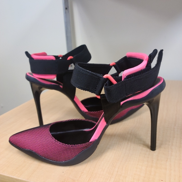 Neon Pink & Black Ankle Strap Pumps - Picture 5 of 10